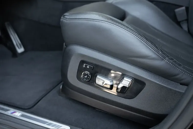 BMW X6 (Seria X) din 2022 cu 57.900 km - oferta BMW260596 - foto 20