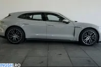 Porsche Taycan din 2023 cu 44.400 km - oferta POR260600 - foto 6