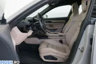 Porsche Taycan din 2023 cu 44.400 km - oferta POR260600 - foto 11