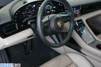 Porsche Taycan din 2023 cu 44.400 km - oferta POR260600 - foto 13