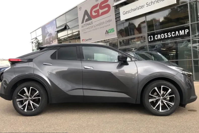 Toyota C-HR din 2025 cu 10.000 km - oferta TOY260602 - foto 3