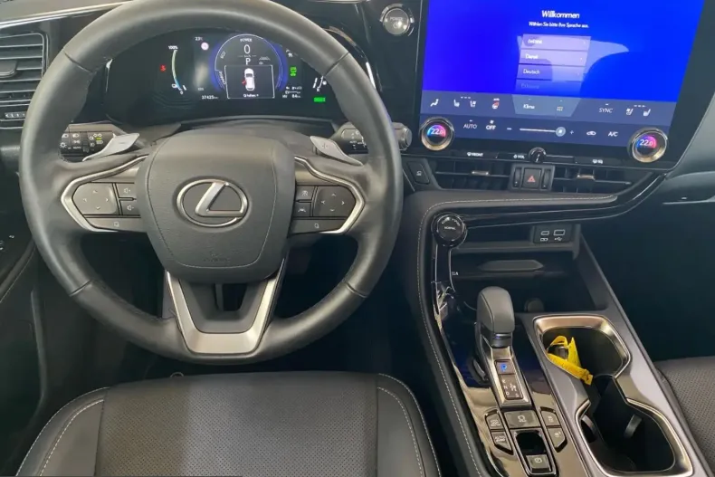 Lexus NX 450h din 2023 cu 34.163 km - oferta LEX260611 - foto 2