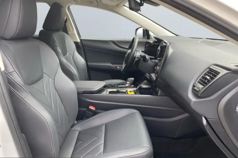 Lexus NX 450h din 2023 cu 34.163 km - oferta LEX260611 - foto 17