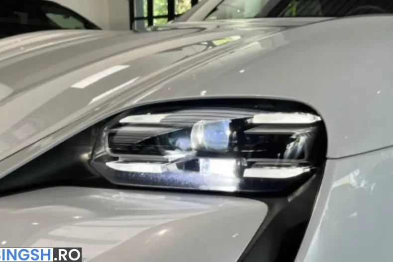 Porsche Taycan din 2022 cu 33.811 km - oferta POR260613 - foto 26