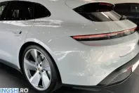 Porsche Taycan din 2022 cu 33.811 km - oferta POR260613 - foto 28