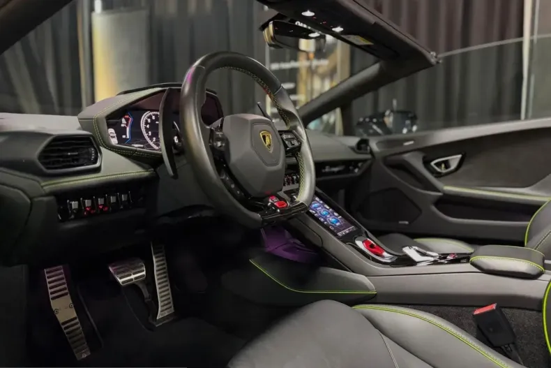Lamborghini Huracán din 2021 cu 28.100 km - oferta LAM260618 - foto 9