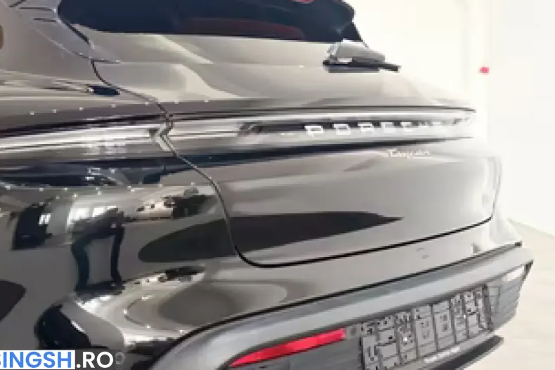 Porsche Taycan din 2023 cu 46.000 km - oferta POR260622 - foto 19