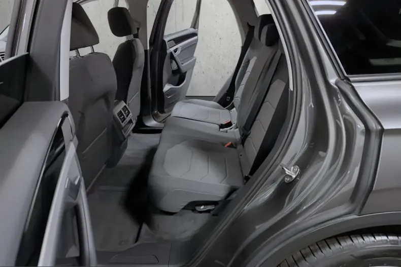 Volkswagen Touareg din 2021 cu 43.100 km - oferta VOL260626 - foto 11