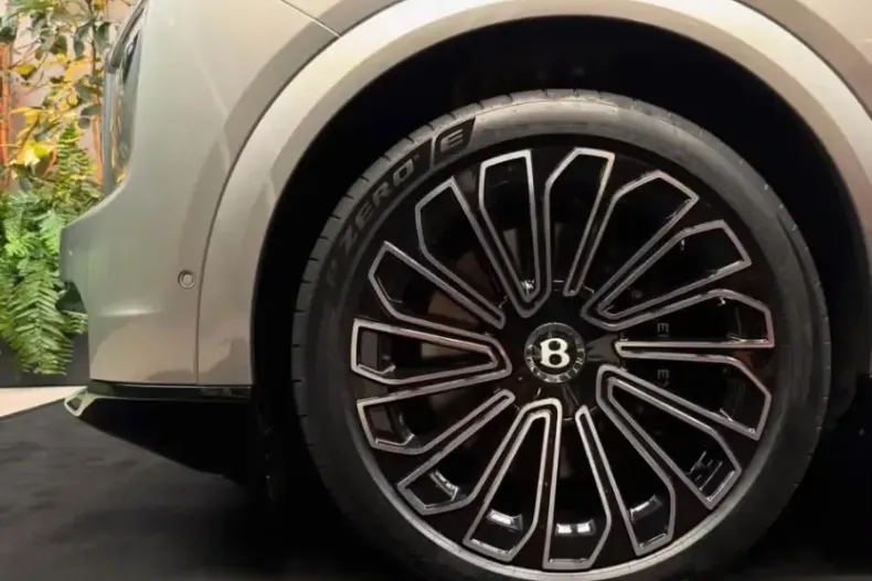 Bentley Torcal din 2026 cu 100 km - oferta BEN260632 - foto 6