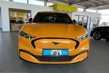 Ford Mustang Mach-E din 2022 - oferta FOR260641