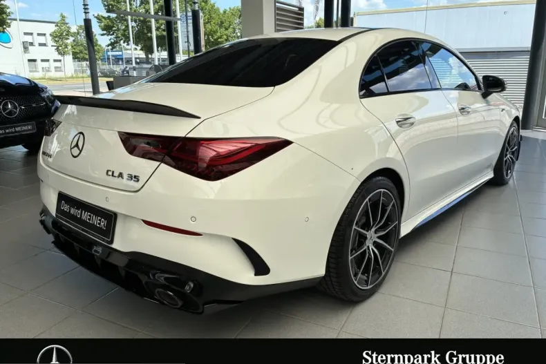 Mercedes-Benz CLA 35 AMG (Clasa CLA) din 2024 cu 29.775 km - oferta MER260646 - foto 5