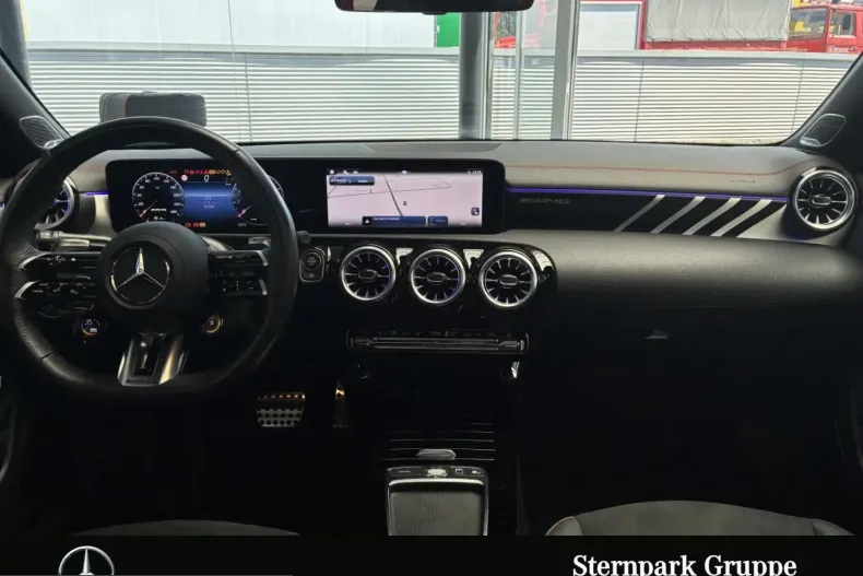 Mercedes-Benz CLA 35 AMG (Clasa CLA) din 2024 cu 29.775 km - oferta MER260646 - foto 13
