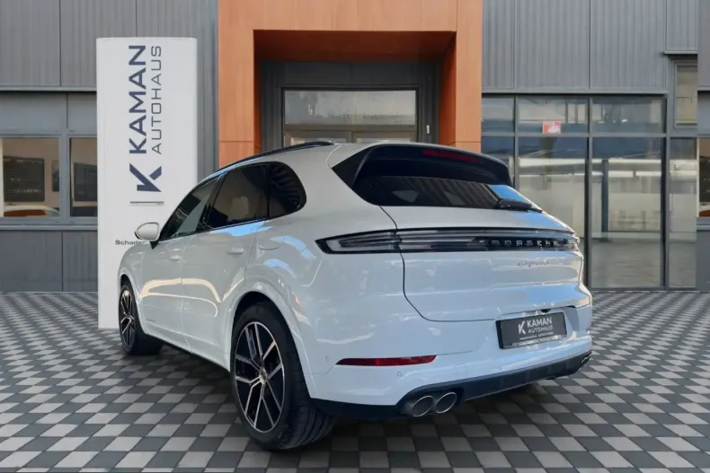 Porsche Cayenne din 2024 cu 47.700 km - oferta POR260656 - foto 6