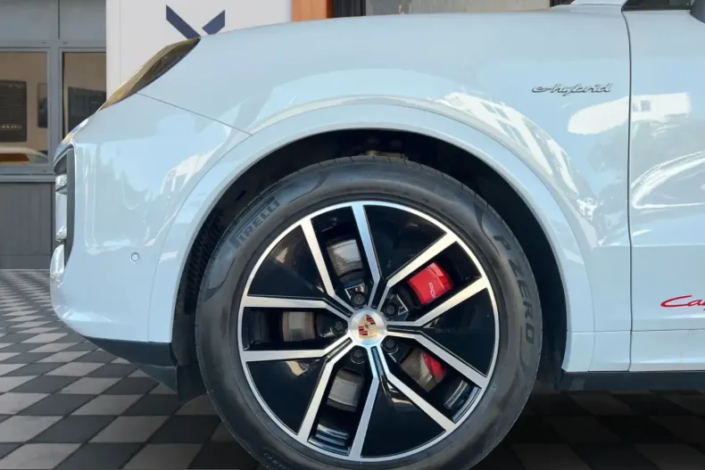 Porsche Cayenne din 2024 cu 47.700 km - oferta POR260656 - foto 9