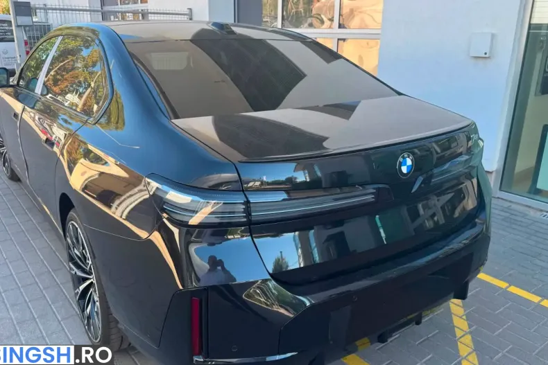 BMW 740 (Seria 7) din 2026 cu 100 km - oferta BMW260659 - foto 4