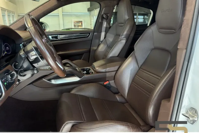Porsche Cayenne din 2021 cu 83.857 km - oferta POR260664 - foto 13
