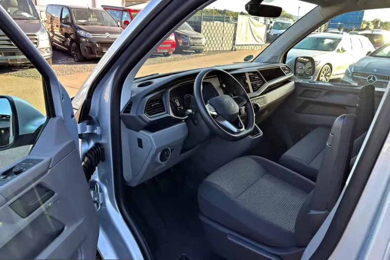 Volkswagen T6 Caravelle din 2024 cu 36.725 km - oferta VOL260671 - foto 6