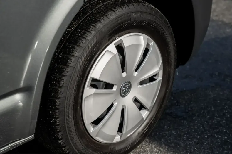 Volkswagen T6 Caravelle din 2024 cu 48.950 km - oferta VOL260676 - foto 8