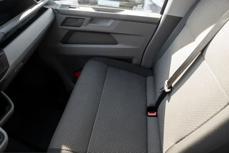 Volkswagen T6 Caravelle din 2024 cu 48.950 km - oferta VOL260676 - foto 18