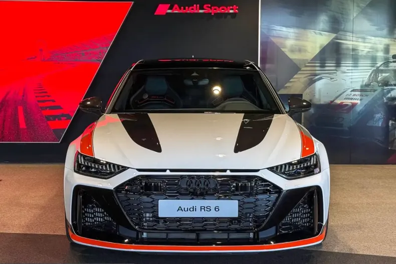 Audi RS6 din 2025 cu 3.011 km - oferta AUD260684 - foto 24