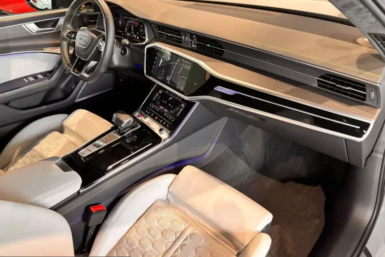Audi RS6 din 2021 cu 67.000 km - oferta AUD260689 - foto 7