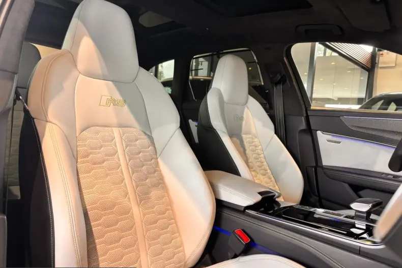 Audi RS6 din 2021 cu 67.000 km - oferta AUD260689 - foto 8