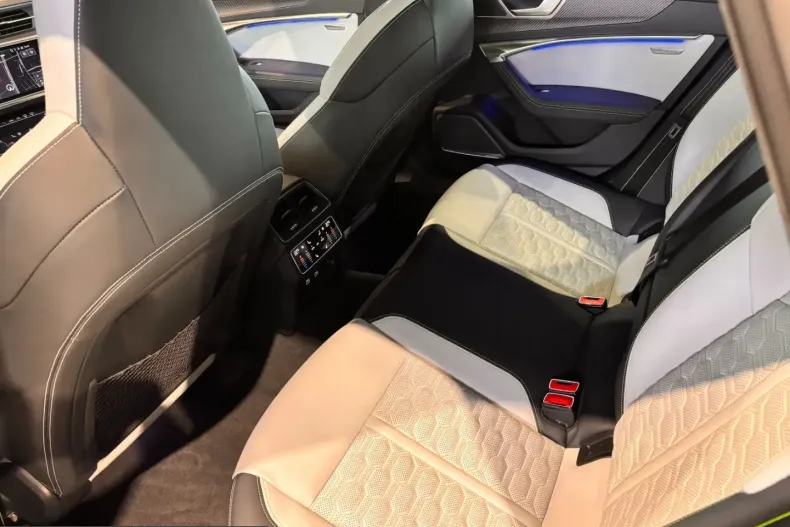 Audi RS6 din 2021 cu 67.000 km - oferta AUD260689 - foto 9
