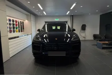 Porsche Cayenne din 2023 - oferta POR260692