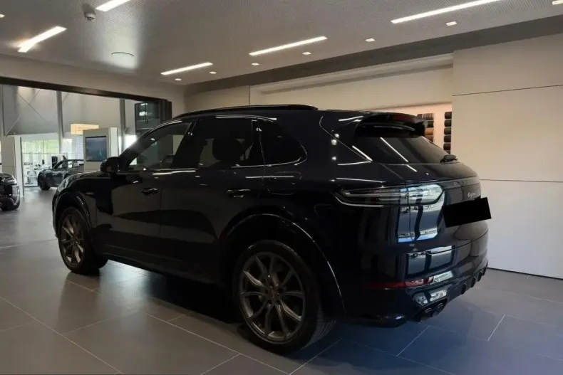 Porsche Cayenne din 2023 cu 48.500 km - oferta POR260692 - foto 7