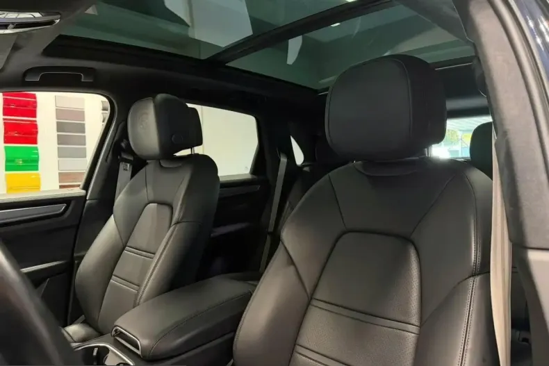 Porsche Cayenne din 2023 cu 48.500 km - oferta POR260692 - foto 11