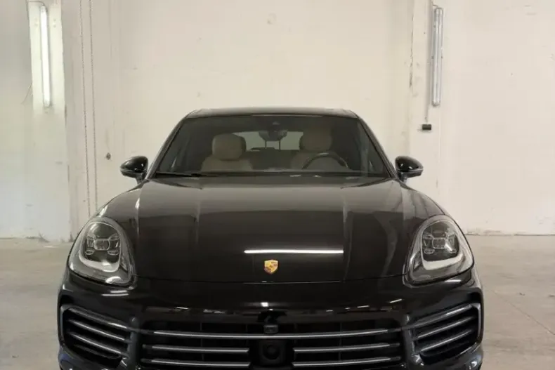 Porsche Cayenne din 2021 cu 14.300 km - oferta POR260693 - foto 3
