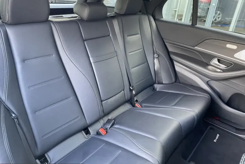 Mercedes-Benz GLE 400 (Clasa GLE) din 2022 cu 83.000 km - oferta MER260700 - foto 16