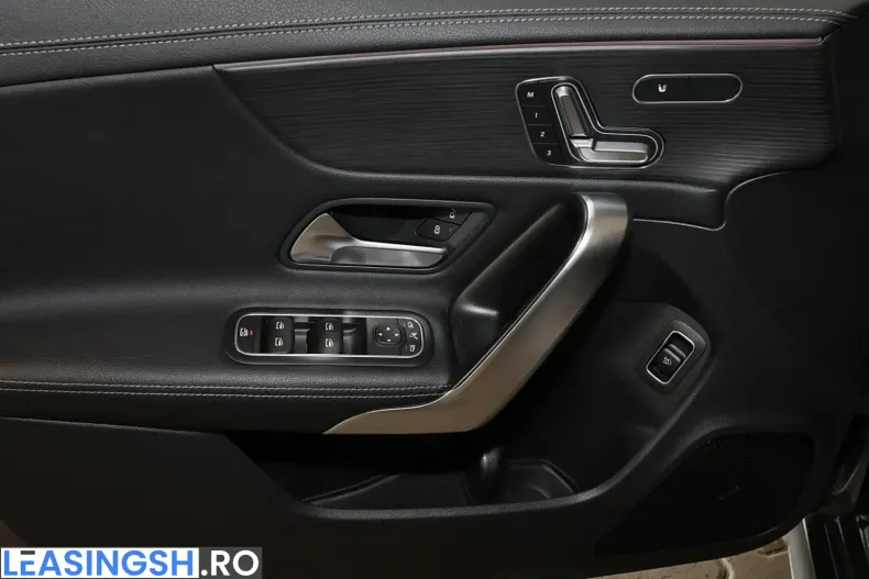 Mercedes-Benz CLA 200 (Clasa CLA) din 2023 cu 47.420 km - oferta MER260717 - foto 12