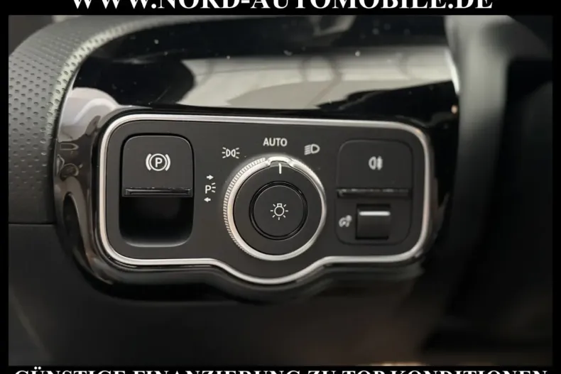Mercedes-Benz CLA 200 (Clasa CLA) din 2022 cu 77.402 km - oferta MER260718 - foto 18