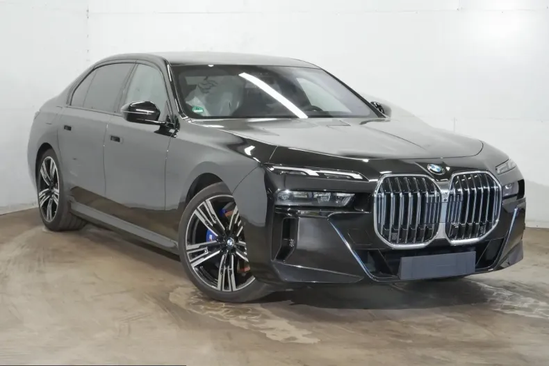 BMW 740 (Seria 7) din 2025 cu 33.626 km - oferta BMW260720 - foto 2