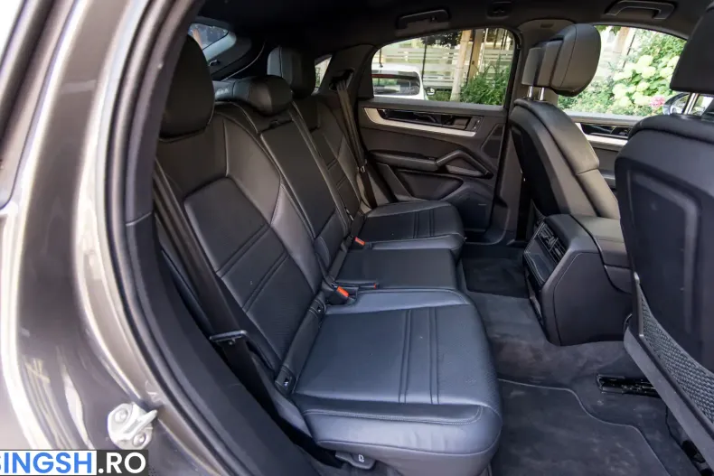 Porsche Cayenne din 2024 cu 60.000 km - oferta POR260735 - foto 36