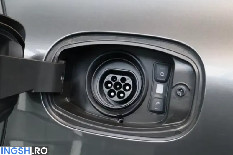 Porsche Cayenne din 2025 cu 9.410 km - oferta POR260743 - foto 17