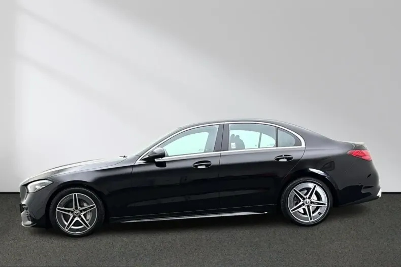 Mercedes-Benz C 300 (Clasa C) din 2025 cu 12.600 km - oferta MER260756 - foto 3