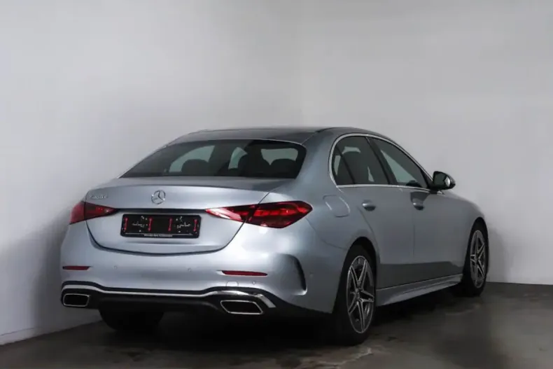 Mercedes-Benz C 300 (Clasa C) din 2024 cu 18.835 km - oferta MER260775 - foto 3