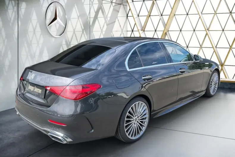 Mercedes-Benz C 300 (Clasa C) din 2023 cu 79.424 km - oferta MER260779 - foto 14