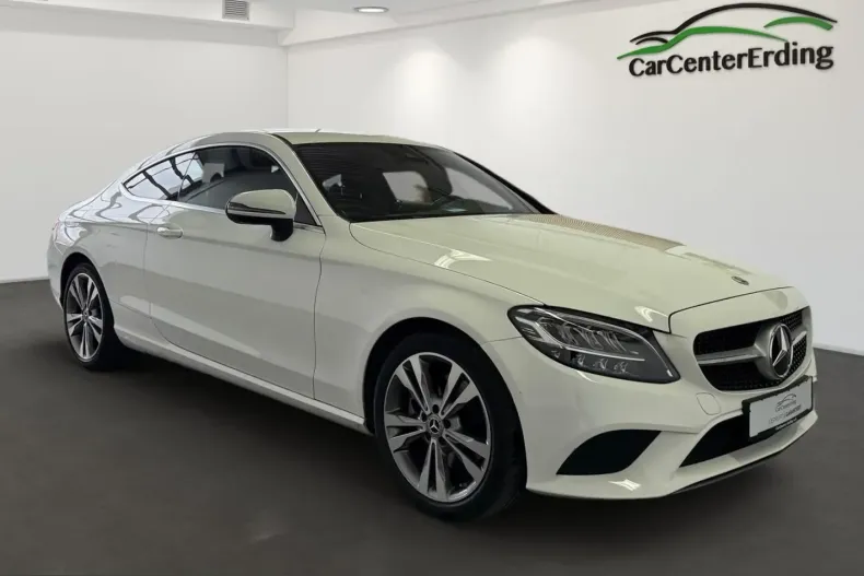Mercedes-Benz C 300 (Clasa C) din 2023 cu 66.500 km - oferta MER260781 - foto 2