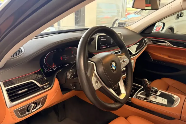 BMW 740 (Seria 7) din 2022 cu 62.000 km - oferta BMW260789 - foto 2