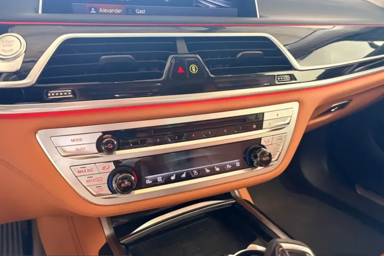 BMW 740 (Seria 7) din 2022 cu 62.000 km - oferta BMW260789 - foto 4