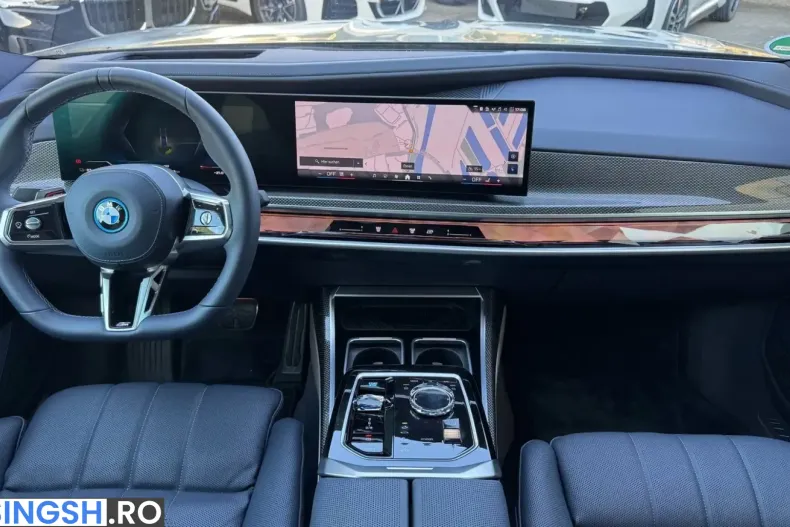 BMW i7 (Seria 7) din 2025 cu 2.963 km - oferta BMW260793 - foto 6
