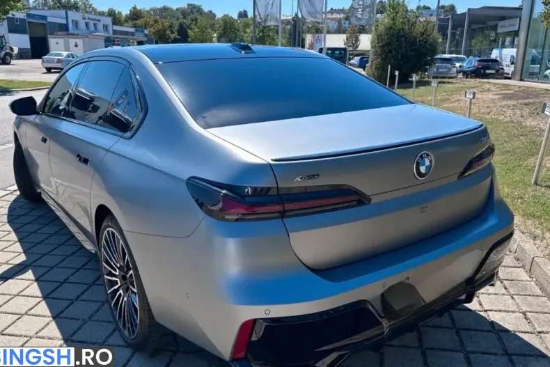 BMW 740 (Seria 7) din 2026 cu 8.100 km - oferta BMW260826 - foto 4
