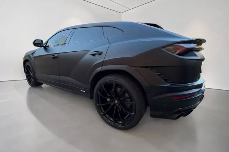 Lamborghini Urus din 2023 cu 12.072 km - oferta LAM260847 - foto 7