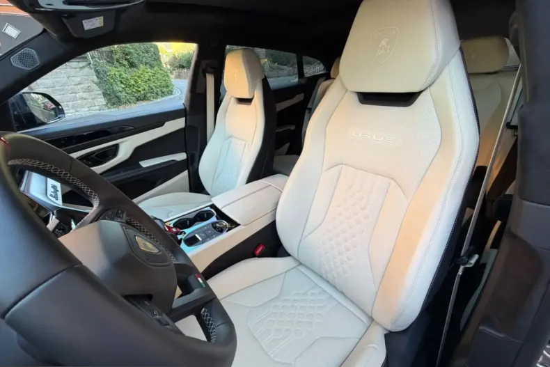 Lamborghini Urus din 2023 cu 12.072 km - oferta LAM260847 - foto 14