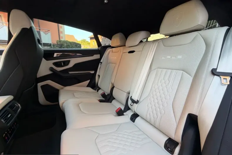 Lamborghini Urus din 2023 cu 12.072 km - oferta LAM260847 - foto 26