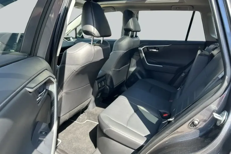 Toyota RAV4 din 2025 cu 15.300 km - oferta TOY260850 - foto 11