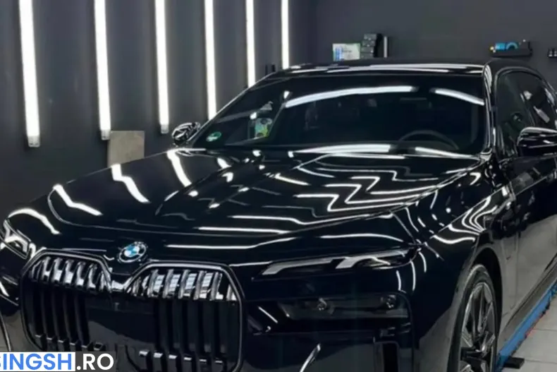 BMW 750 (Seria 7) din 2025 cu 8.500 km - oferta BMW260852 - foto 1